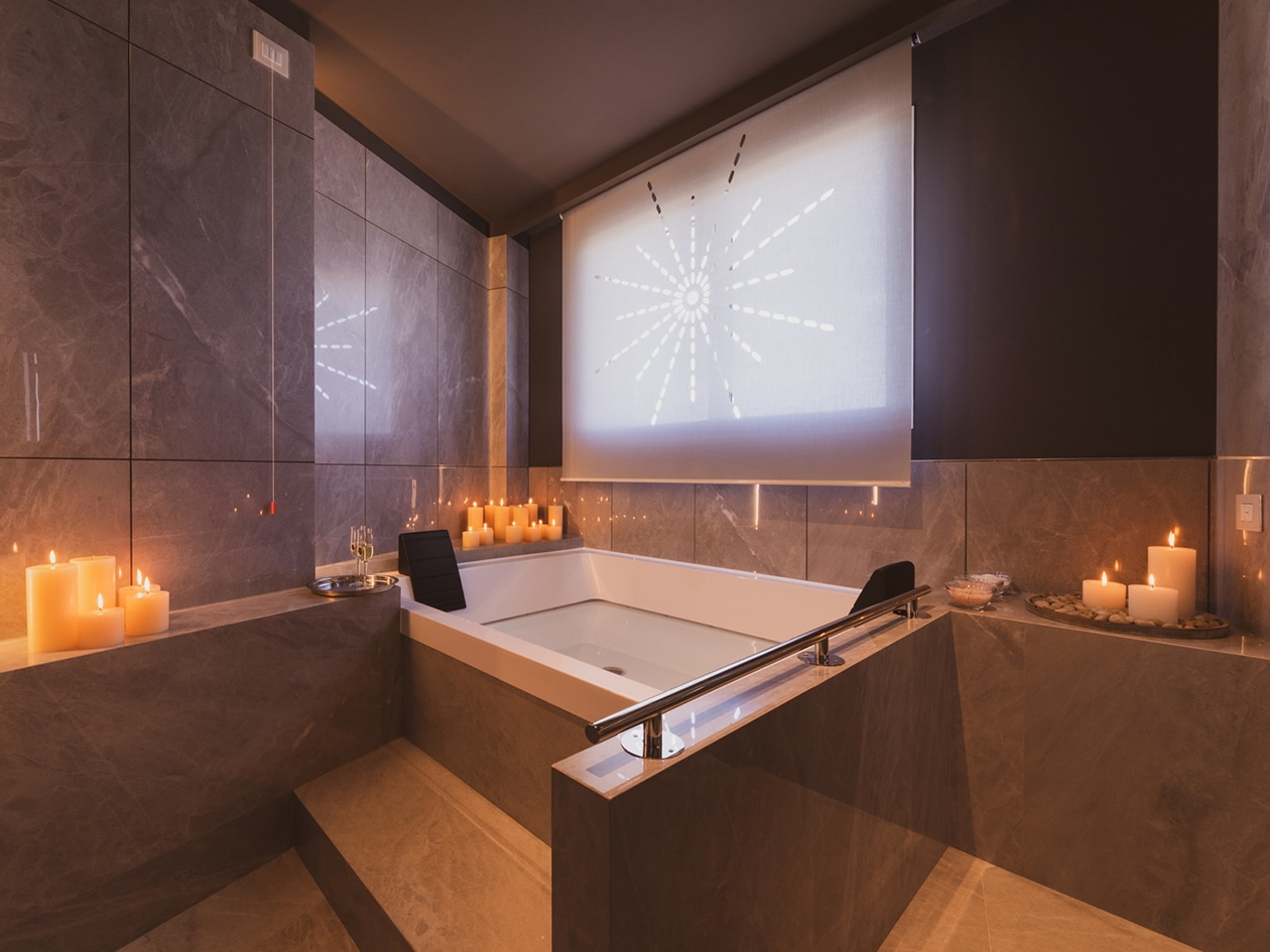 BOX-HOME-SPA-SUITE-CALLISTOS-HOTEL
